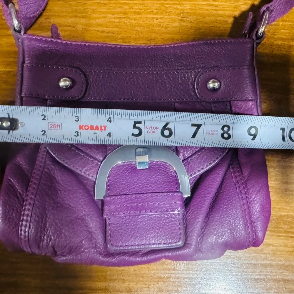 Vintage Purple Leather Crossbody Bag - Picture 11 of 12